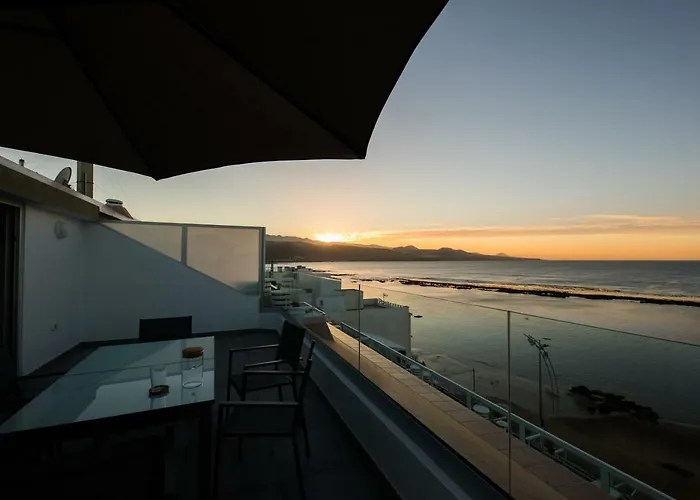 Fantastico Atico En Primera Linea De Playa * Las Palmas de Gran Canaria