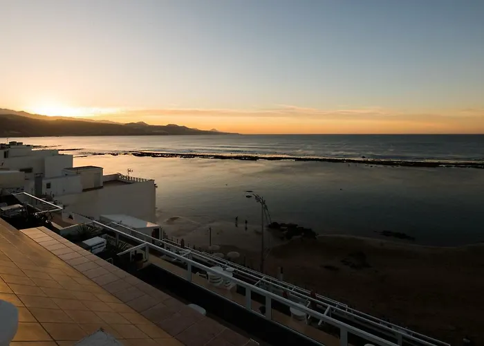 Fantastico Atico En Primera Linea De Playa * 大加那利岛拉斯帕尔马斯