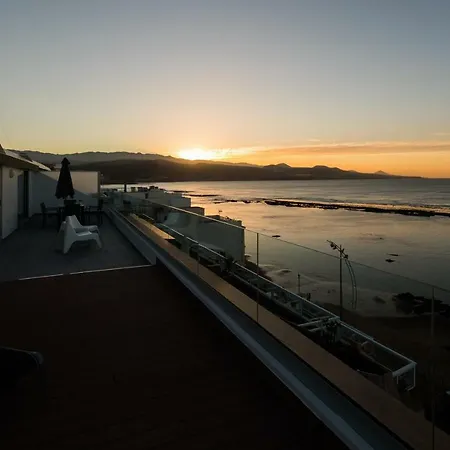 Fantástico ático En Primera Línea De Playa * Las Palmas de Gran Canaria