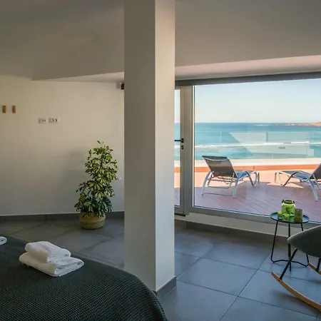 Fantastico Atico En Primera Linea De Playa Apartment *
